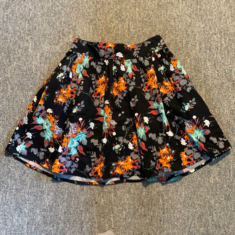 H&M High-Waisted Black Floral Skirt